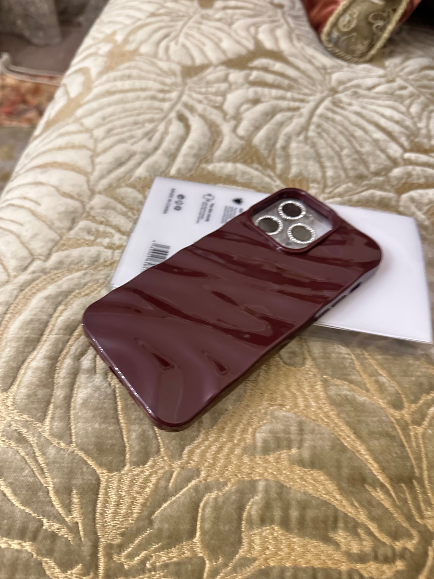 Cherry Burgundy wave case